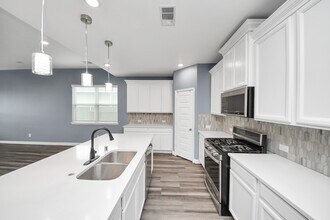931 Barstow Dr in Arcola, TX - Building Photo - Building Photo