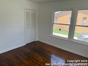 1940 Schley Ave in San Antonio, TX - Building Photo - Building Photo