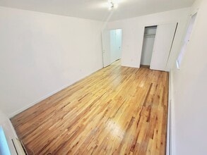 8541-41 Abingdon Rd in Kew Gardens, NY - Building Photo - Building Photo