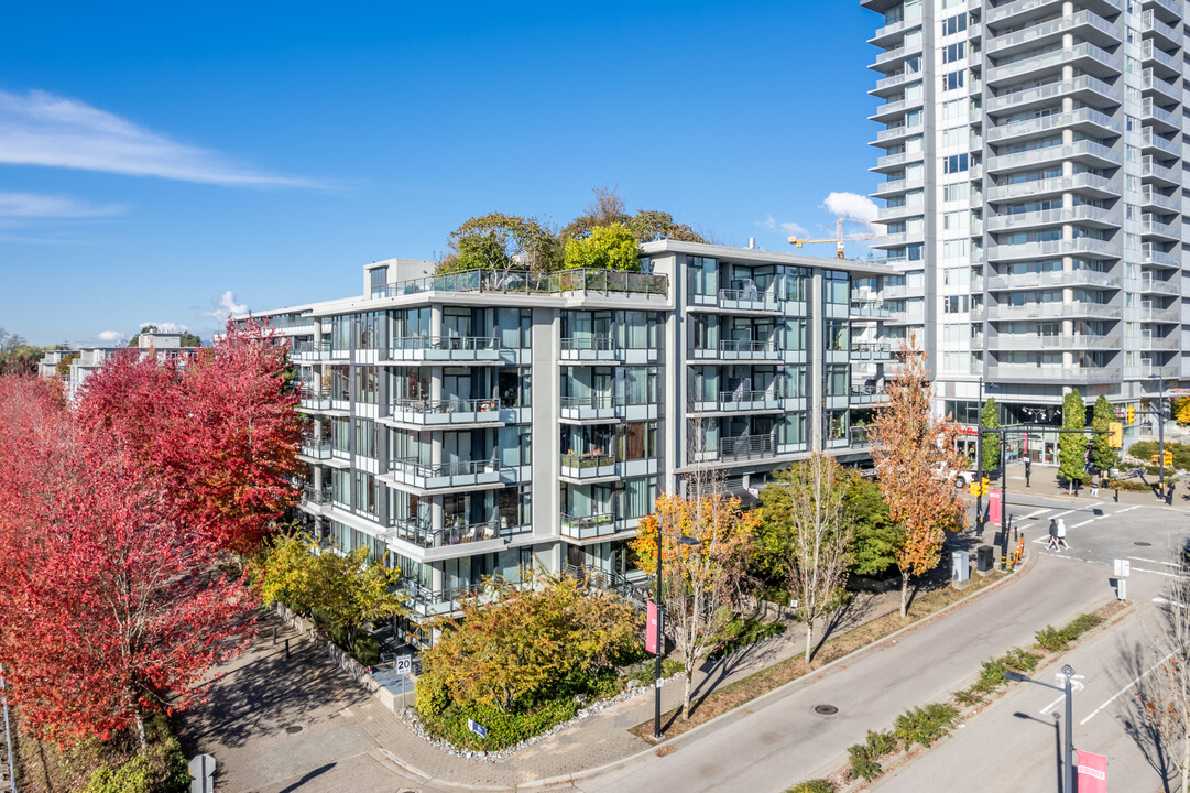 9000 University High St in Burnaby, BC - Building Photo