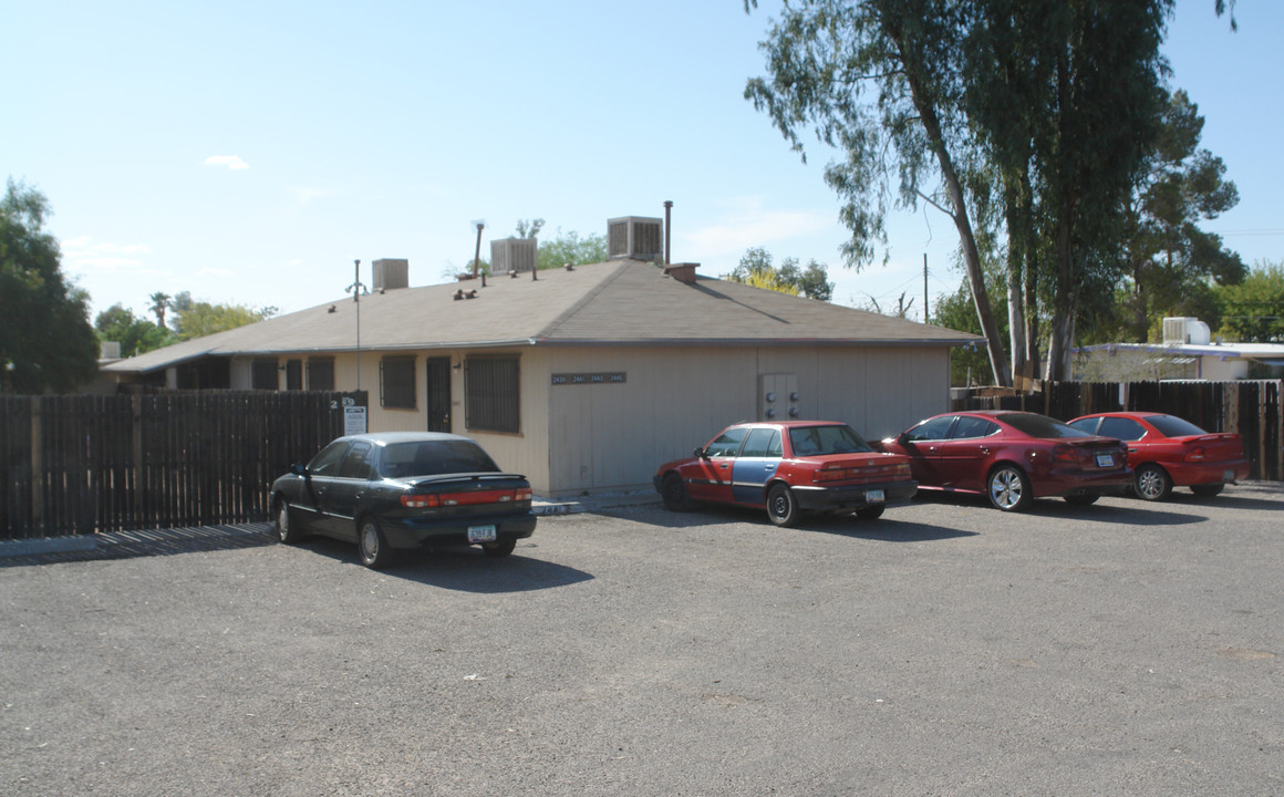 2439 N Fontana in Tucson, AZ - Building Photo