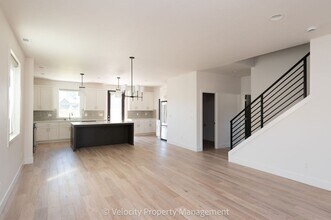 20606 SE Boer Pl SE in Bend, OR - Building Photo - Building Photo