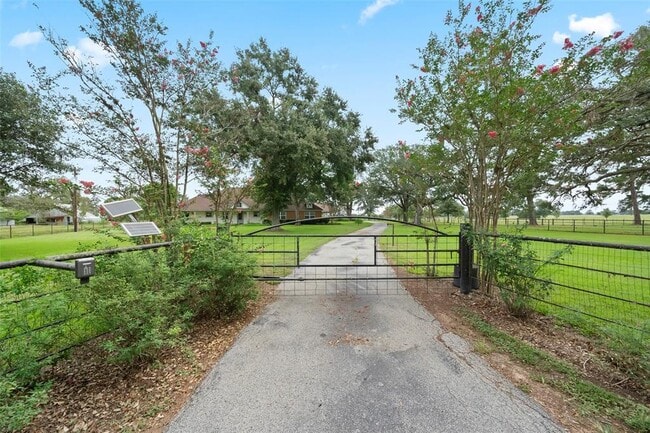 34483 FM 1488 in Hempstead, TX - Building Photo - Building Photo
