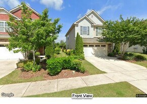 308 Windy Peak Loop in Cary, NC - Building Photo