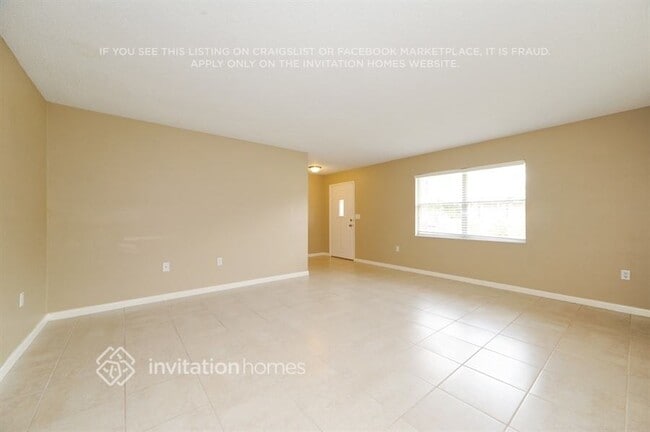 6029 Christina Dr E in Lakeland, FL - Building Photo - Building Photo