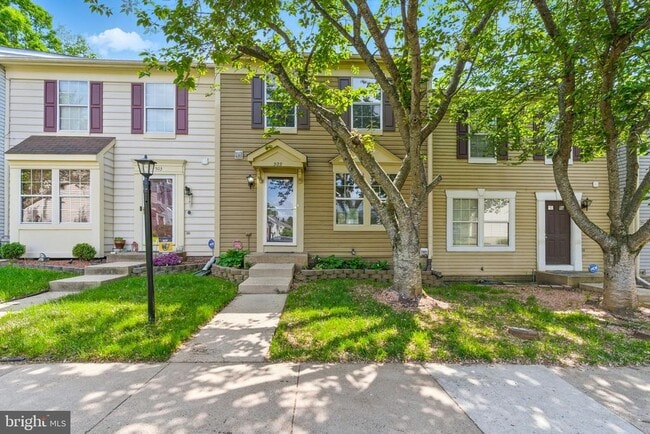 property at 505 Knollwood Ct