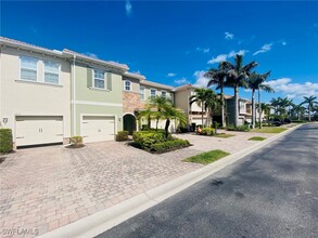 10834 Alvara Way in Bonita Springs, FL - Building Photo - Building Photo