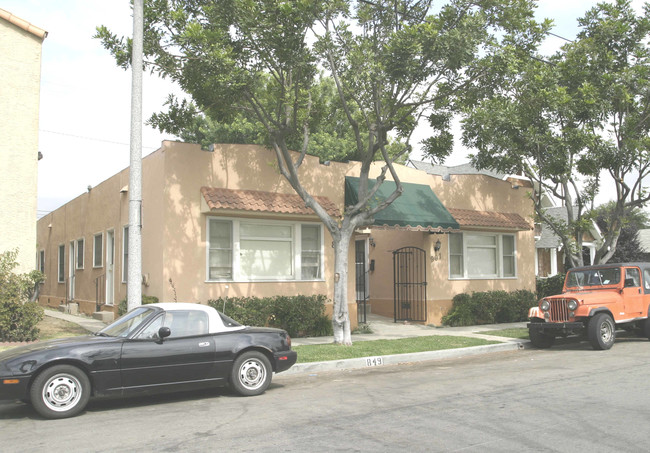 849-903 Newport Ave in Long Beach, CA - Building Photo - Building Photo