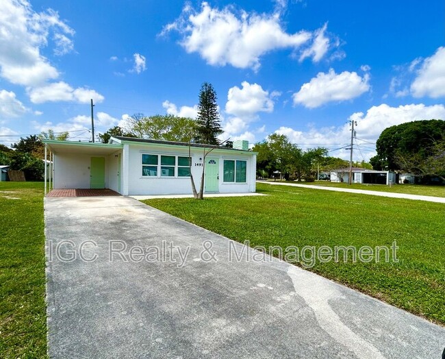 1491 4th Ct in Vero Beach, FL - Building Photo - Building Photo