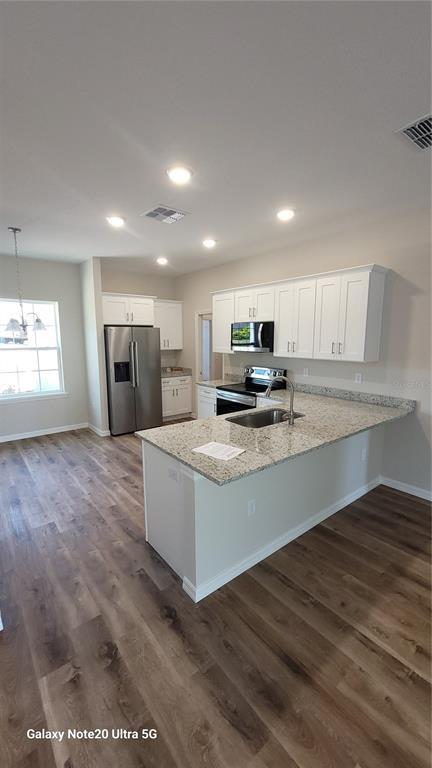 24501 Tortoise Ln in Astatula, FL - Foto de edificio - Building Photo