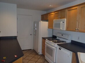 1401 N Fourth St in Flagstaff, AZ - Building Photo - Building Photo