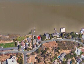 5148 Paradise Dr in Corte Madera, CA - Building Photo - Building Photo