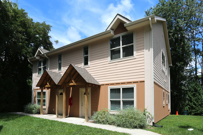 Highland Woods III in Boone, NC - Building Photo - Building Photo