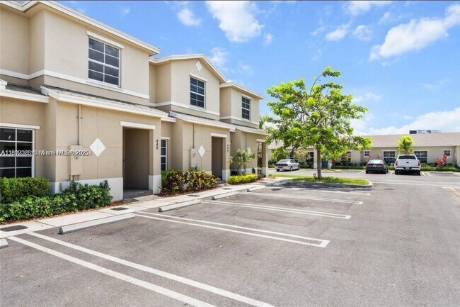 property at 533 NE 5th Pl