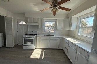 36855 Elizabeth Dr in Lake Villa, IL - Building Photo - Building Photo