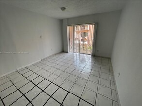 460 E 23rd St in Hialeah, FL - Building Photo - Building Photo