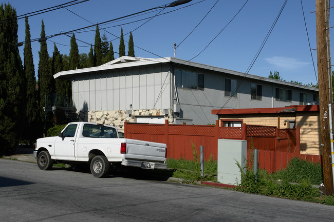 310 Poplar Ave in Redwood City, CA - Building Photo - Building Photo