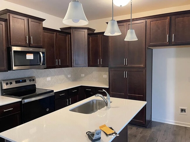 Room in House on Mariners Ct in Winston-Salem, NC - Building Photo - Building Photo