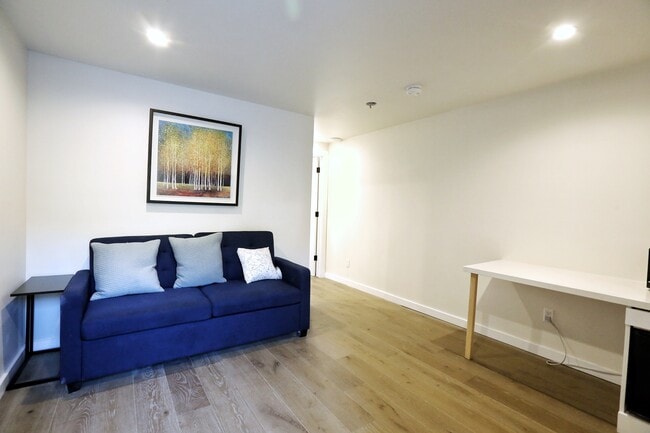 756 Potrero Ave, Unit Lower Unit in San Francisco, CA - Building Photo - Building Photo