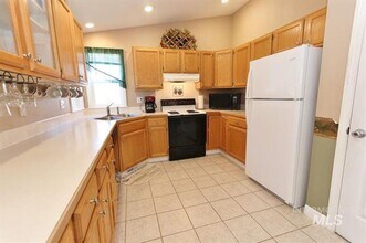 2994 W Fieldstream Dr in Meridian, ID - Building Photo - Building Photo