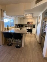 5710 N 43rd Dr in Glendale, AZ - Foto de edificio - Building Photo