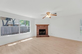 104 Presidio Dr in Leander, TX - Building Photo - Building Photo