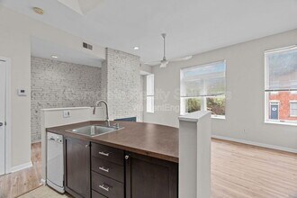 2221-2223-2223 Rutger St in St. Louis, MO - Building Photo - Building Photo