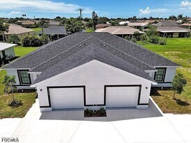 2938 Santa Barbara Blvd S in Cape Coral, FL - Building Photo