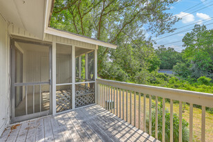 2736 Jobee Dr, Unit 5 in Charleston, SC - Building Photo