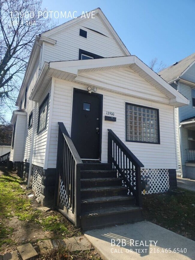 13900 Potomac Ave in East Cleveland, OH - Building Photo - Building Photo