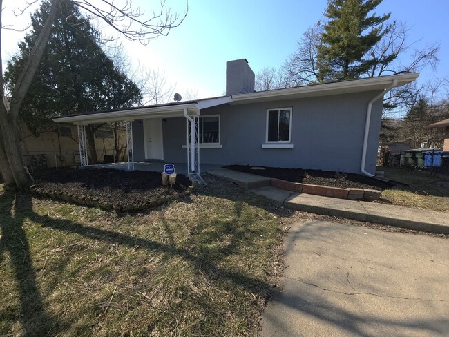 property at 2499 Howey Rd