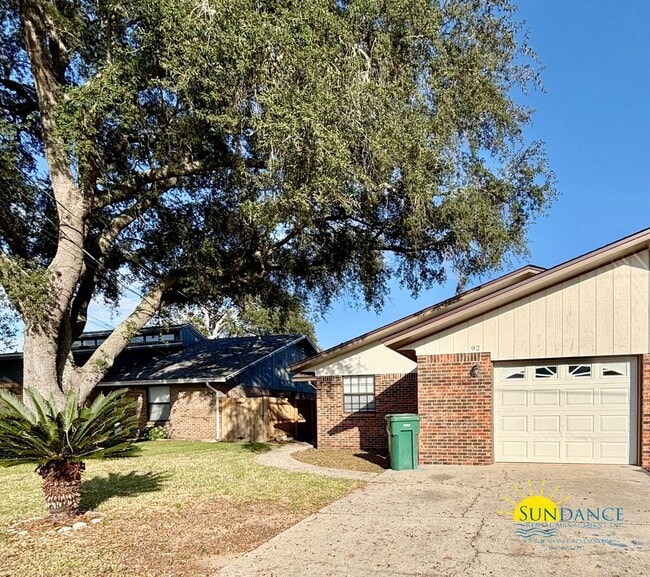 property at 92 Catamaran Ln