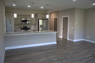 4266 Greenfield Pkwy, Unit 4266 Greenfield Duplex in Buffalo, NY - Foto de edificio - Building Photo