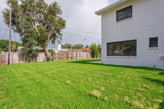 8200 136th St in Seminole, FL - Building Photo - Building Photo