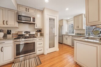 5845 Topanga Canyon Pl in Los Angeles, CA - Building Photo - Building Photo