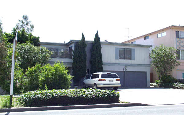 834 Lincoln Blvd in Santa Monica, CA - Building Photo