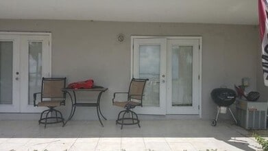 900 S Peninsula Dr in Daytona Beach, FL - Building Photo - Building Photo