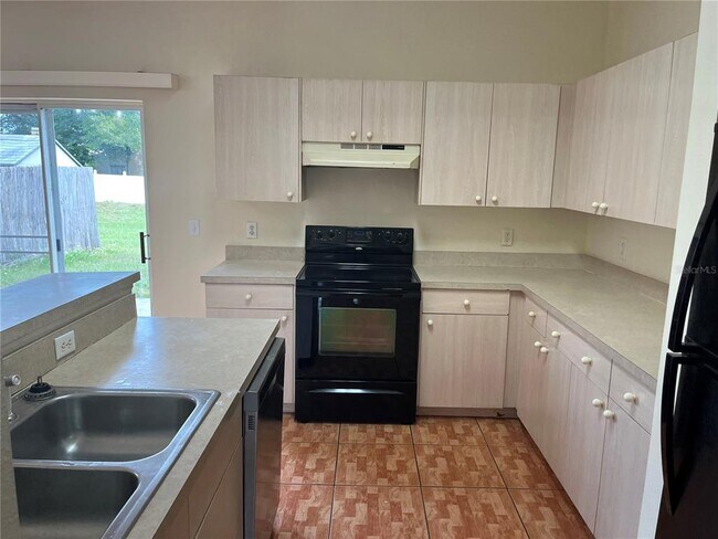 2823 Palm Isle Way in Orlando, FL - Building Photo - Building Photo