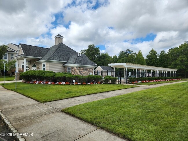 property at 7 Bryce Ln
