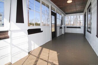29 Cumberland St in Manchester, CT - Building Photo - Building Photo