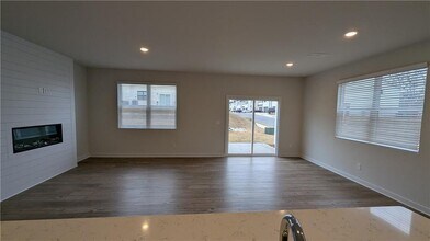 1732 Harper Lily Ln in Lawrenceville, GA - Building Photo - Building Photo