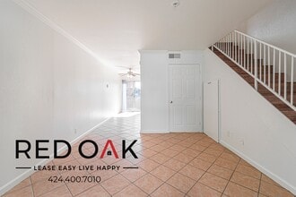 9158 Pepper Ave in Fontana, CA - Foto de edificio - Building Photo