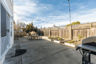 2307 Maria Luz Ct E in Santa Rosa, CA - Building Photo - Building Photo