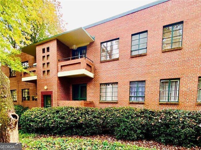 1385 Normandy Dr NE in Atlanta, GA - Building Photo - Building Photo