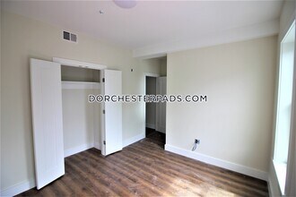 843 Columbia Rd-Unit -2 in Boston, MA - Building Photo - Building Photo