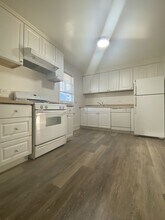 2640 Green Bay Rd in Evanston, IL - Building Photo - Building Photo