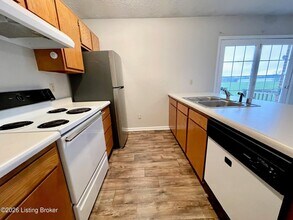 456 Joy Ave in Mount Washington, KY - Building Photo - Building Photo