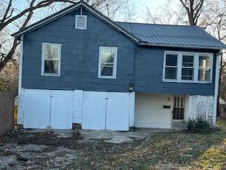 501 Oak Ridge Dr in Neosho, MO - Building Photo - Building Photo