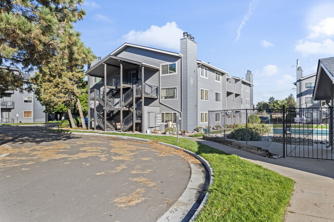 property at 8100 W Quincy Ave