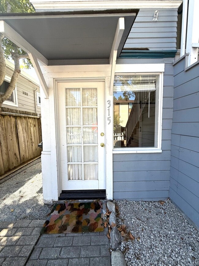 315 1st St in San Rafael, CA - Building Photo - Building Photo